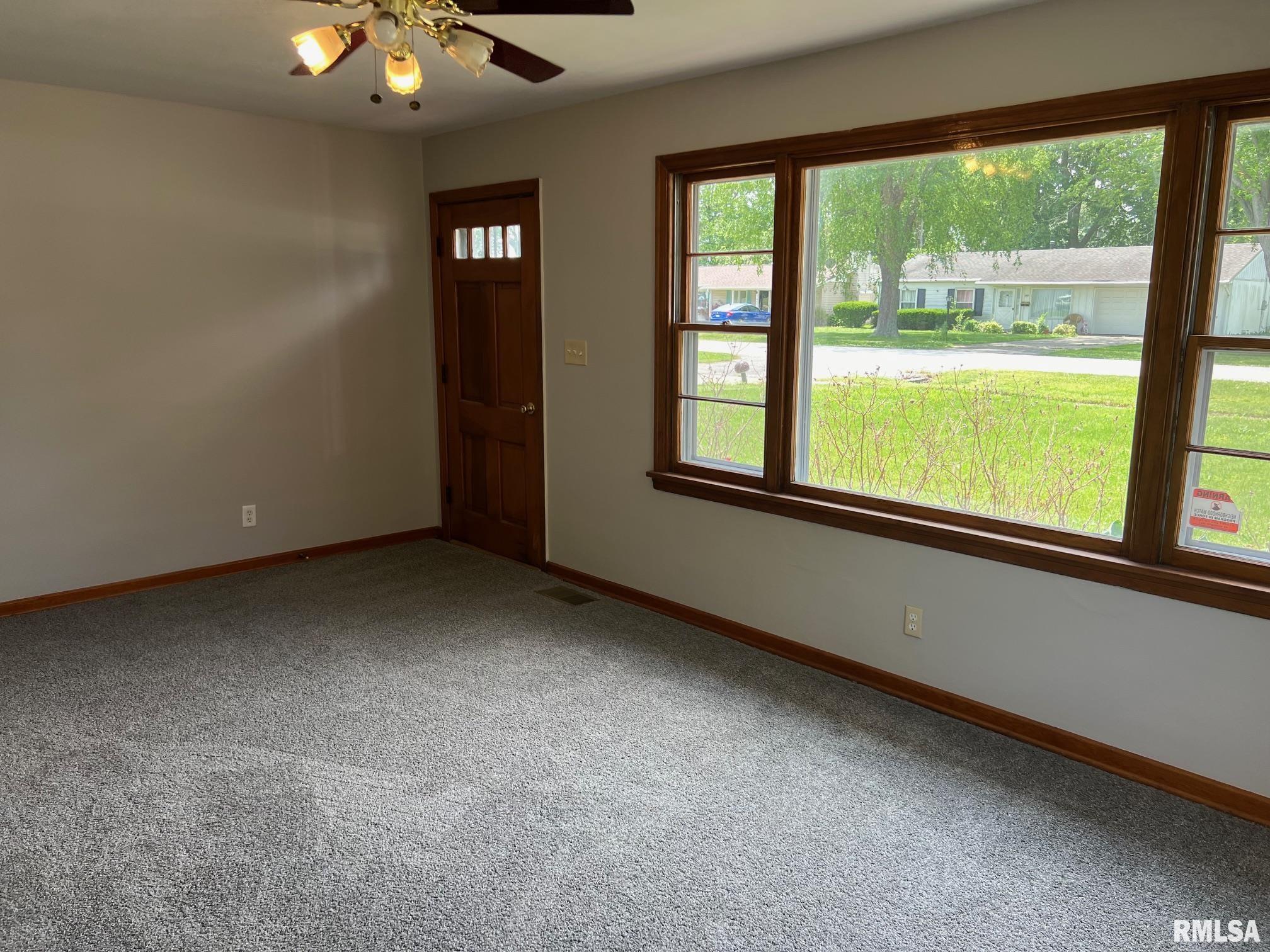 3412 South 3rd Street Springfield, IL 62703 - Photo 7 of 15