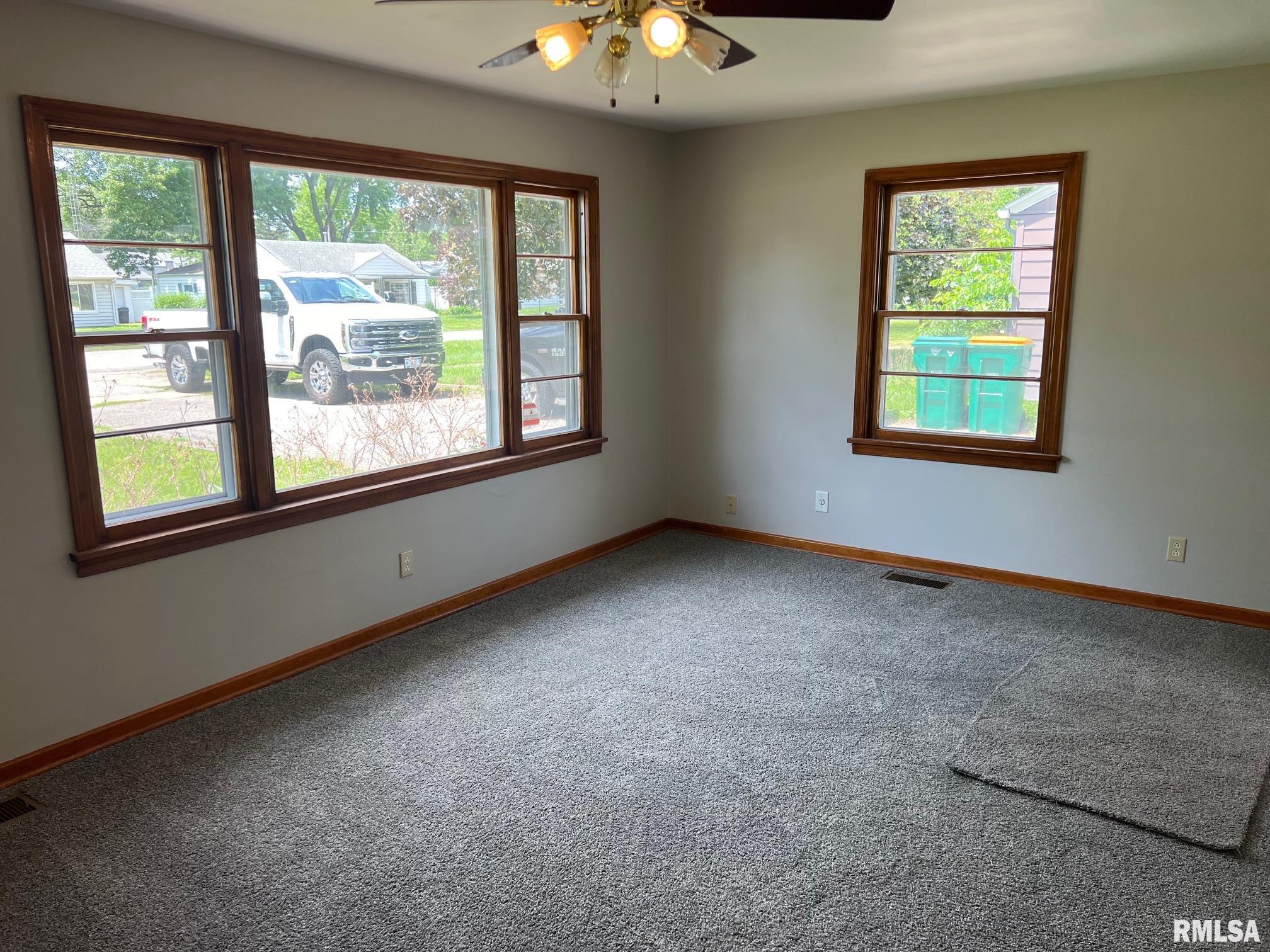 3412 South 3rd Street Springfield, IL 62703 - Photo 8 of 15