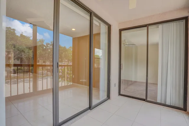 $200,000 | 5155 Europa Drive, Unit I, Boynton Beach, FL 33437