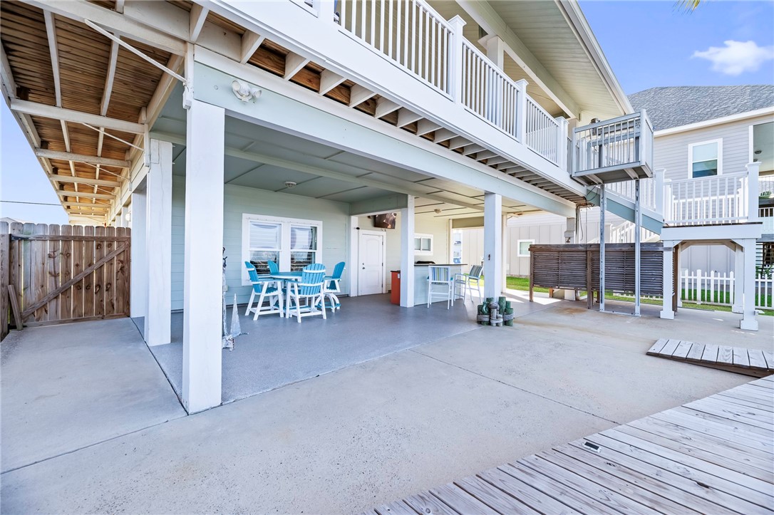 70 Copano Ridge Road Rockport, TX 78382 - Photo 35 of 40 a view of a building with sitting area