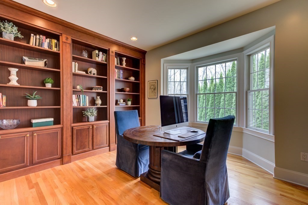 11 Overlook Road Hopkinton, MA 01748 - Photo 9 of 42 Gallery Image 9