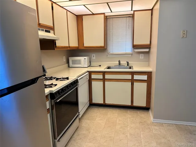 $1,700 | 4 A Berwynn Road, Harriman, NY 10926