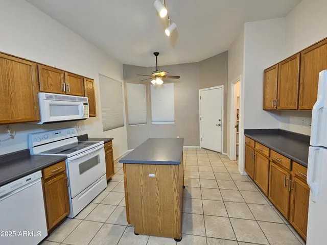 $1,749 | 9718 West Purdue Avenue, Peoria, AZ 85345