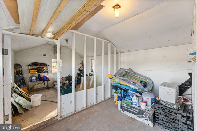 $999,999 | 120 Alackness Road, Spring City, PA 19475