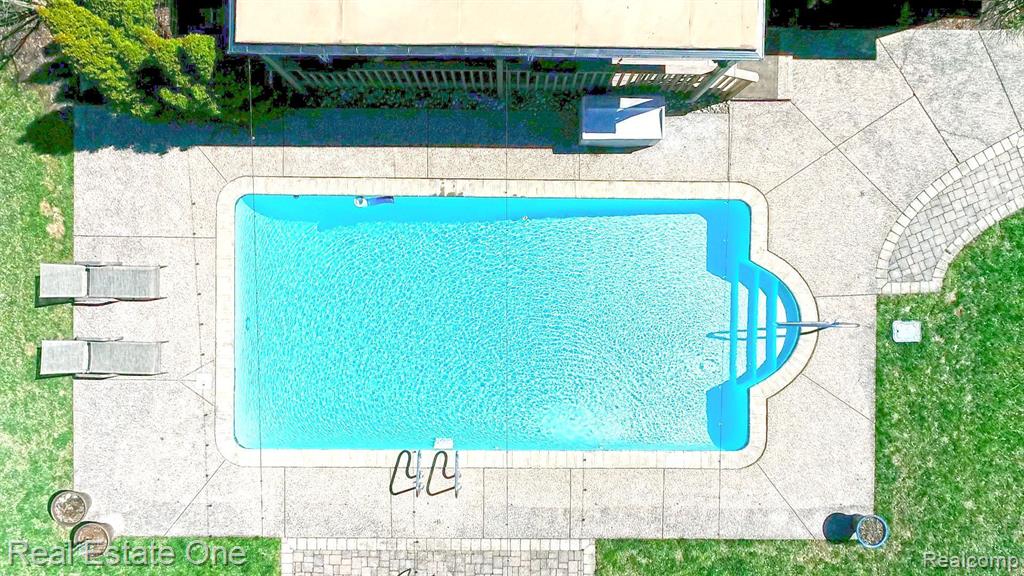 410 Lake Forest Road Rochester Hills, MI 48309 - Photo 61 of 75