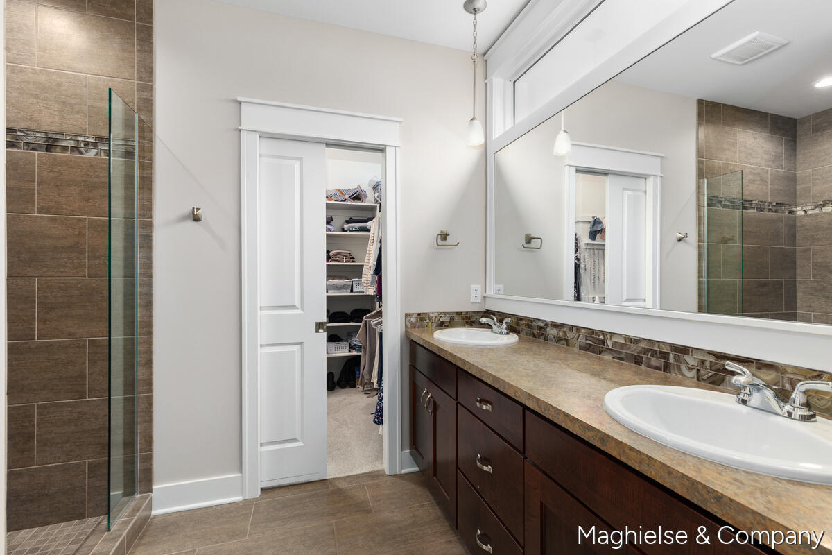 8374 Rose Ridge Drive, Unit 70 Rockford, MI 49341 - Photo 16 of 38