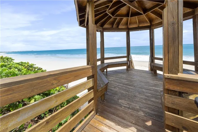 $1,995,000 | 1786 Cypress Lane, Vero Beach, FL 32963