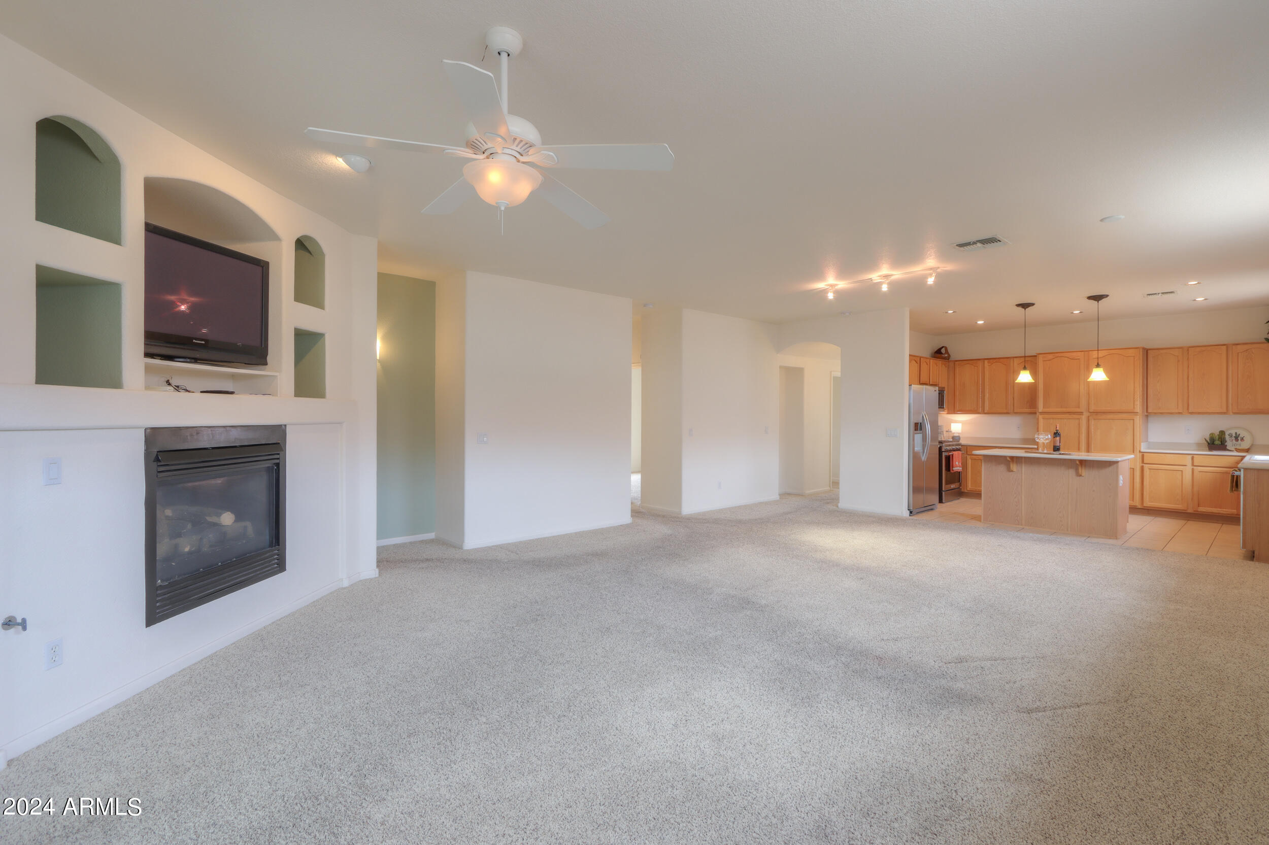 1869 East Sycamore Road Casa Grande, AZ 85122 - Photo 2 of 46 14