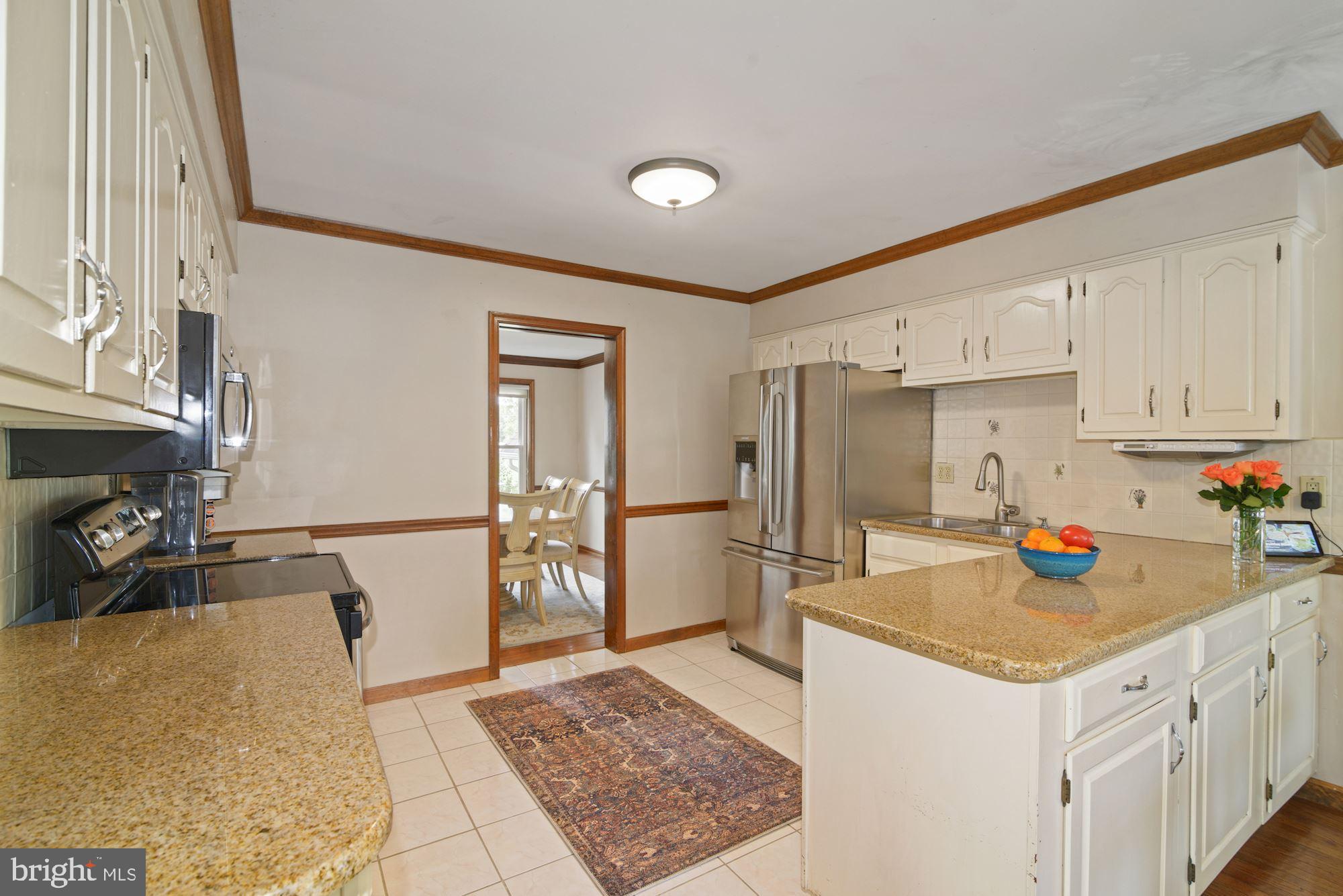 19 Oriental Road Shamong, NJ 08088 - Photo 5 of 86