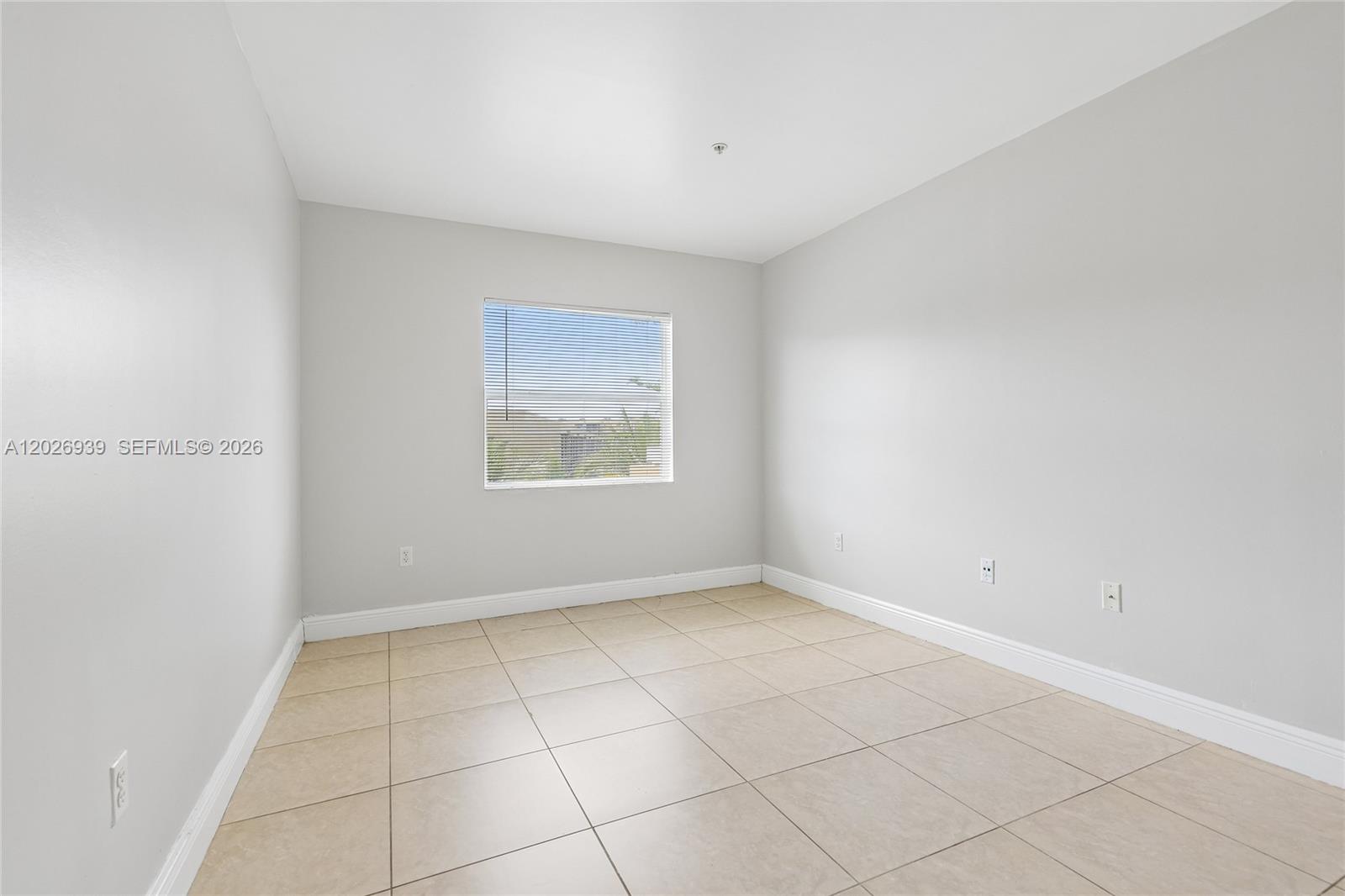 4147 Stirling Road, Unit 504 Dania Beach, FL 33314 - Photo 10 of 18