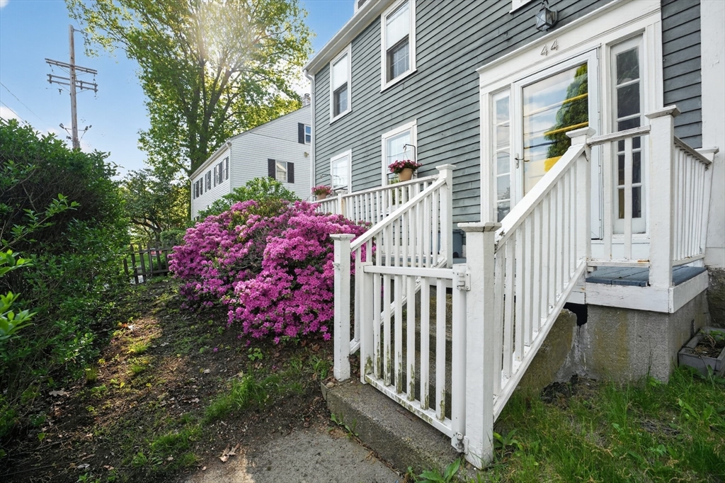 44 Church Street Wakefield, MA 01880 - Photo 13 of 21