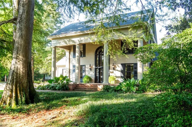 $720,000 | 2710 Georges Lane, Alexandria, LA 71301