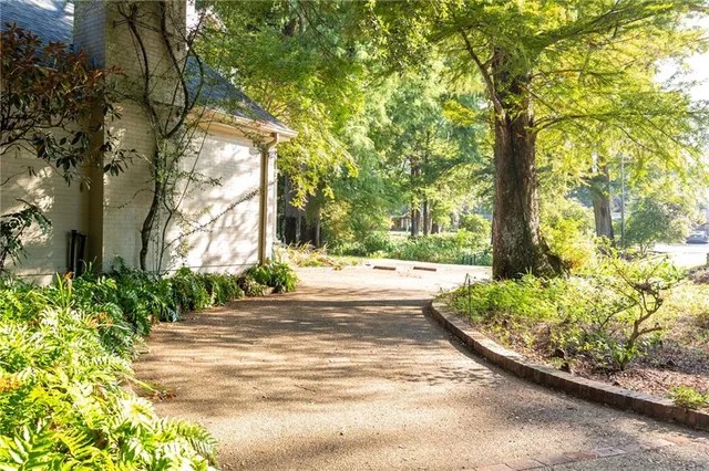 $720,000 | 2710 Georges Lane, Alexandria, LA 71301