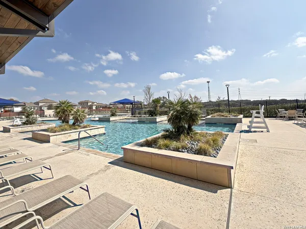 $2,095 | 5017 Pitch, San Antonio, TX 78261