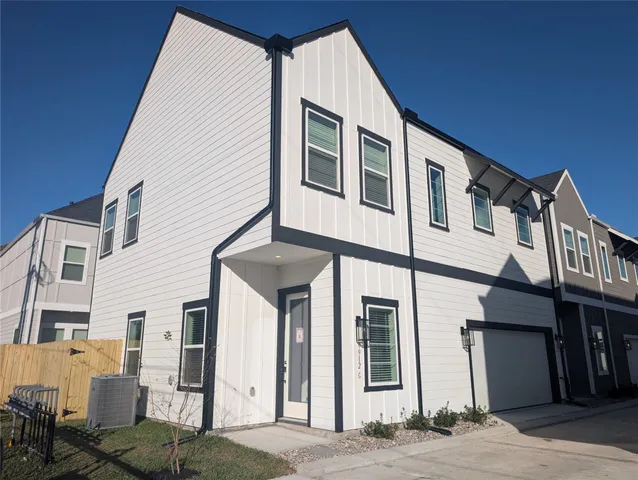 $2,395 | 9912 Clark Road, Unit A, Houston, TX 77076