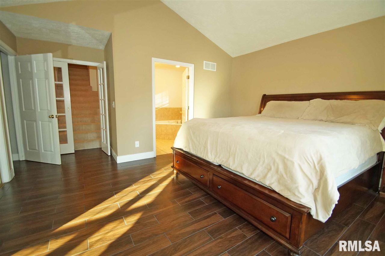 110 Logan Road Marquette Heights, IL 61554 - Photo 9 of 23 Gallery Image 9