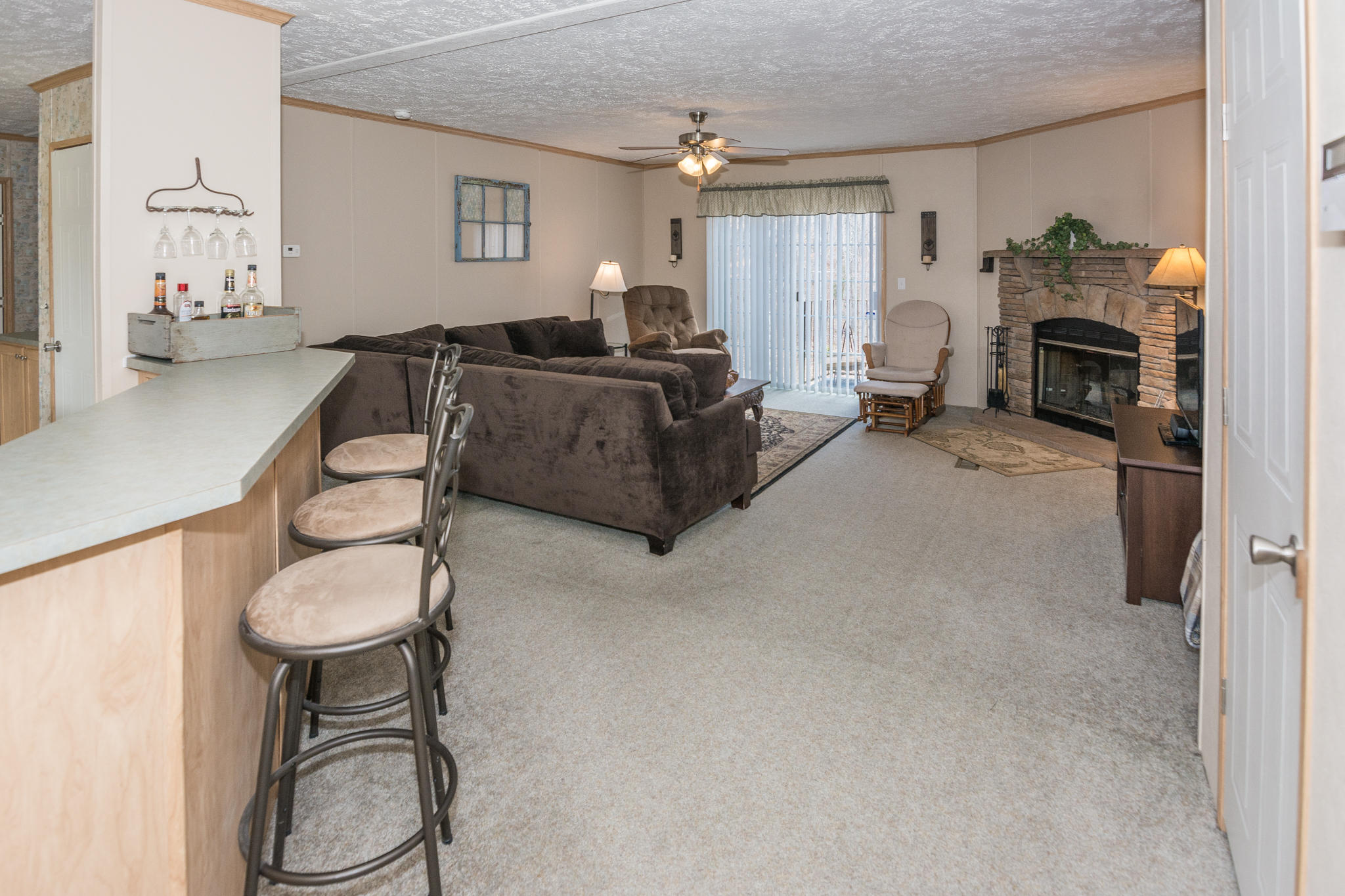 1701 Whiteoak Swamps Road Dunlap, TN 37327 - Photo 4 of 38 View of Great Room From Foyer