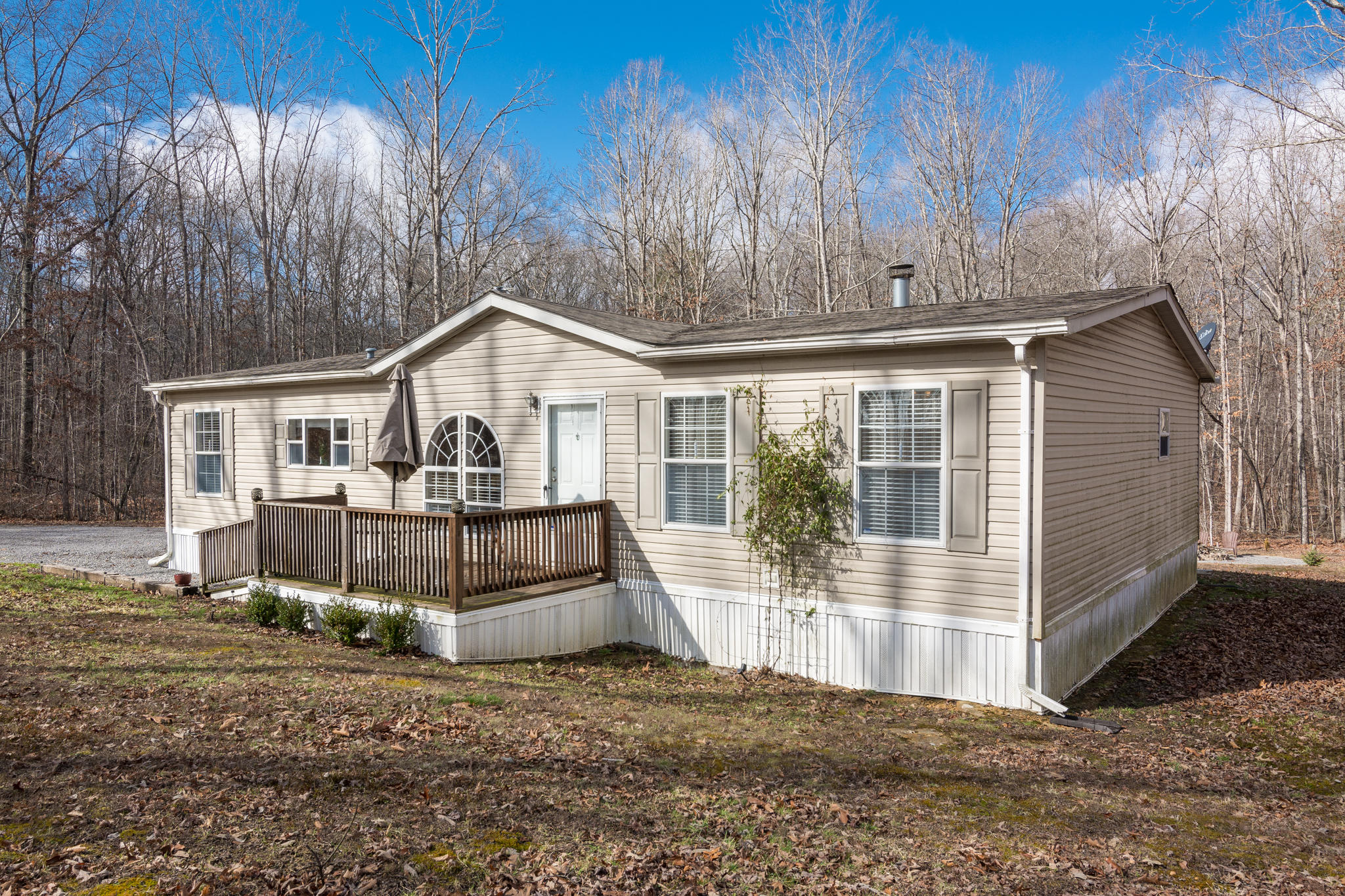 1701 Whiteoak Swamps Road Dunlap, TN 37327 - Photo 37 of 38 Front View Angle Yard Side