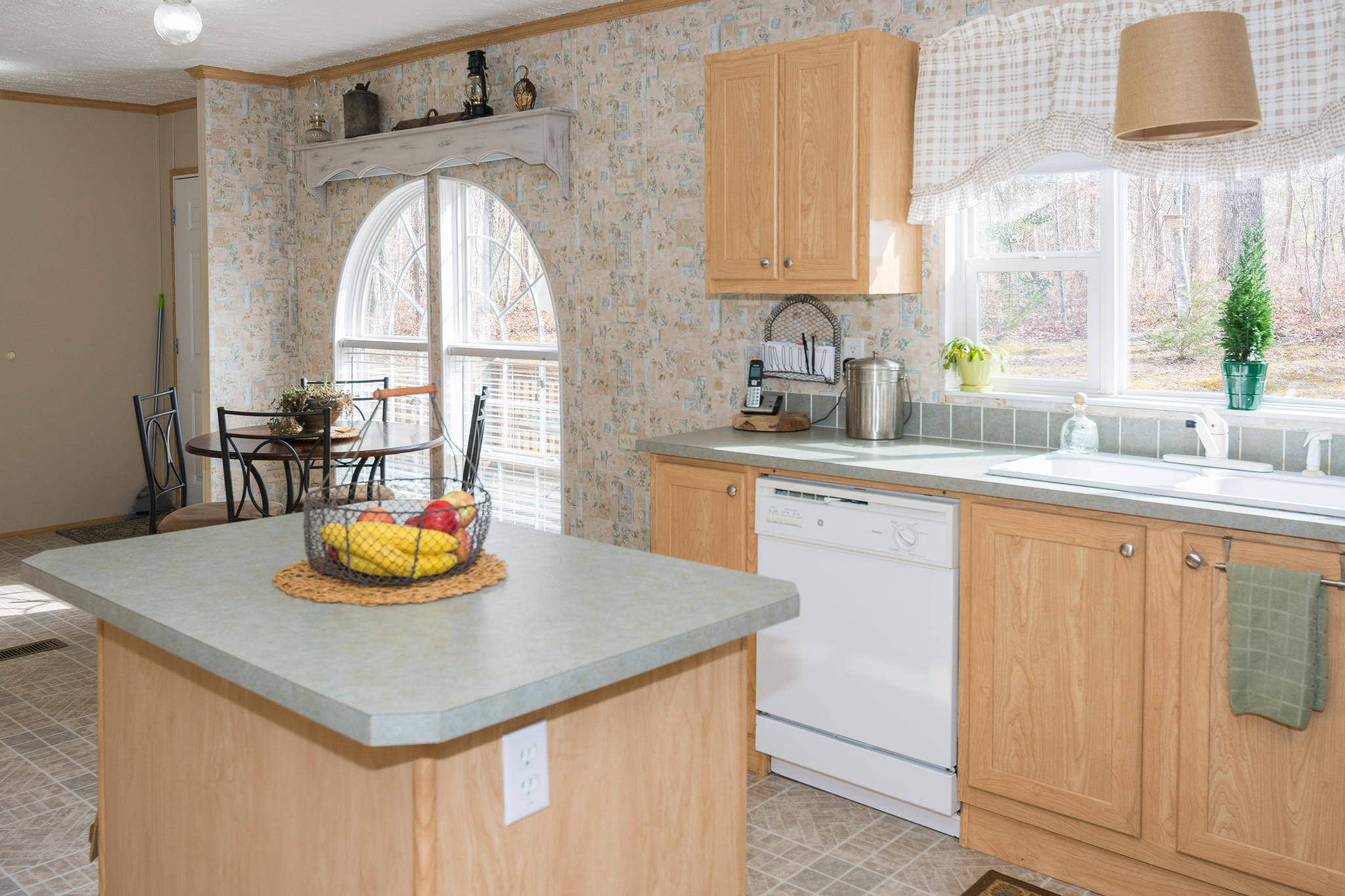 1701 Whiteoak Swamps Road Dunlap, TN 37327 - Photo 7 of 38 Kitchen