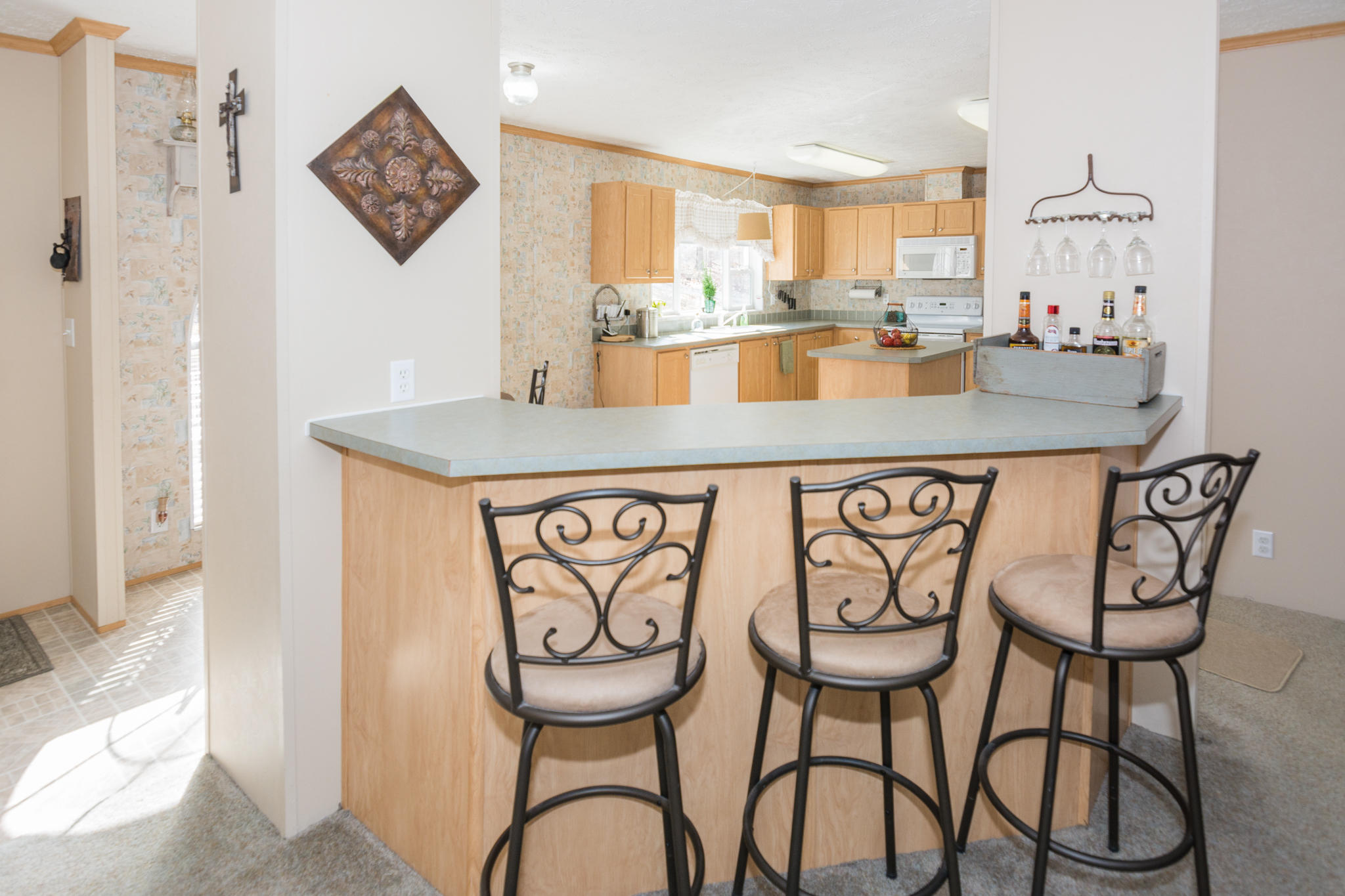 1701 Whiteoak Swamps Road Dunlap, TN 37327 - Photo 10 of 38 Breakfast Bar