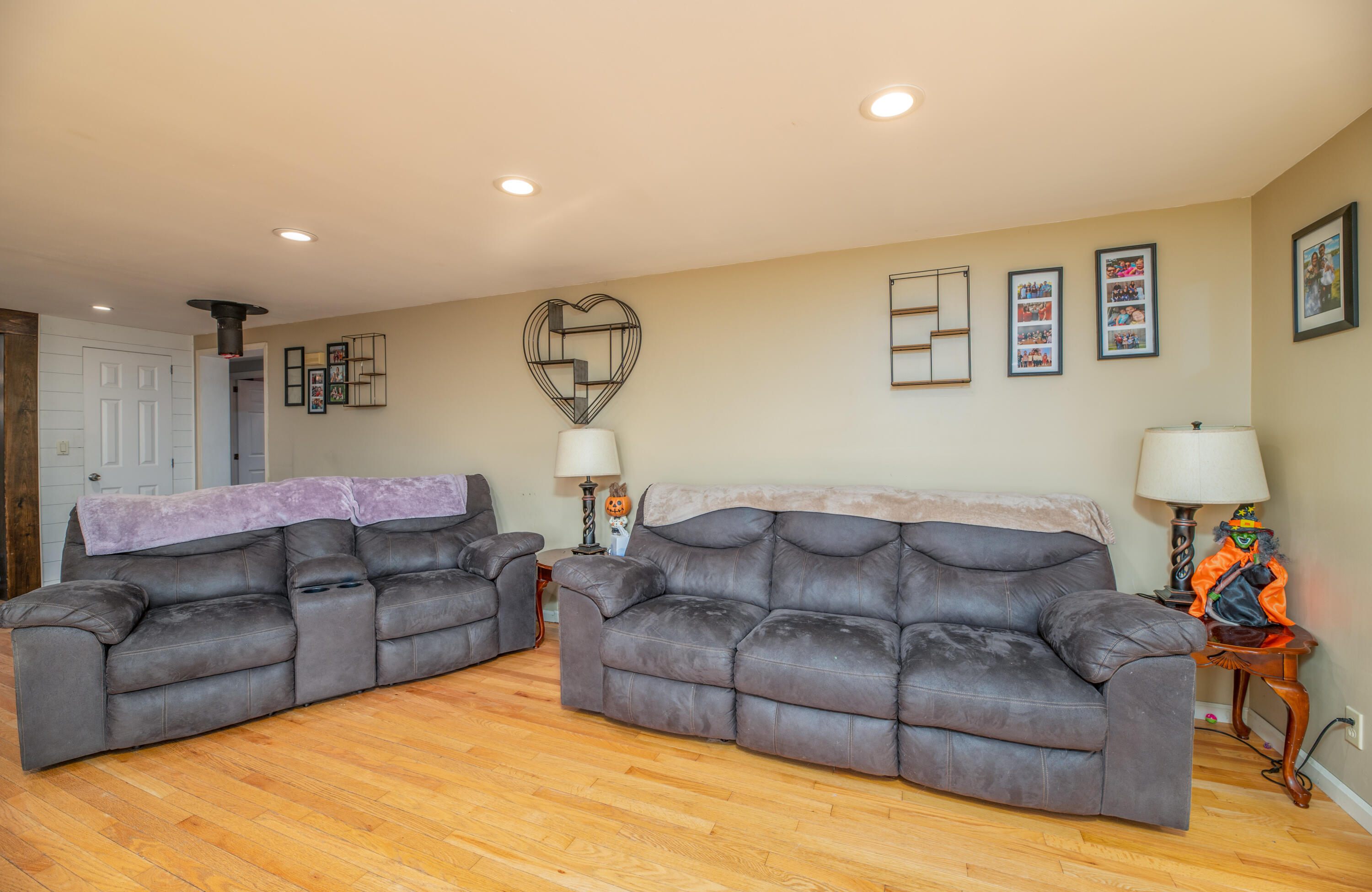 727 Snakeroot Road Pittsfield, ME 04967 - Photo 9 of 16 Interior21