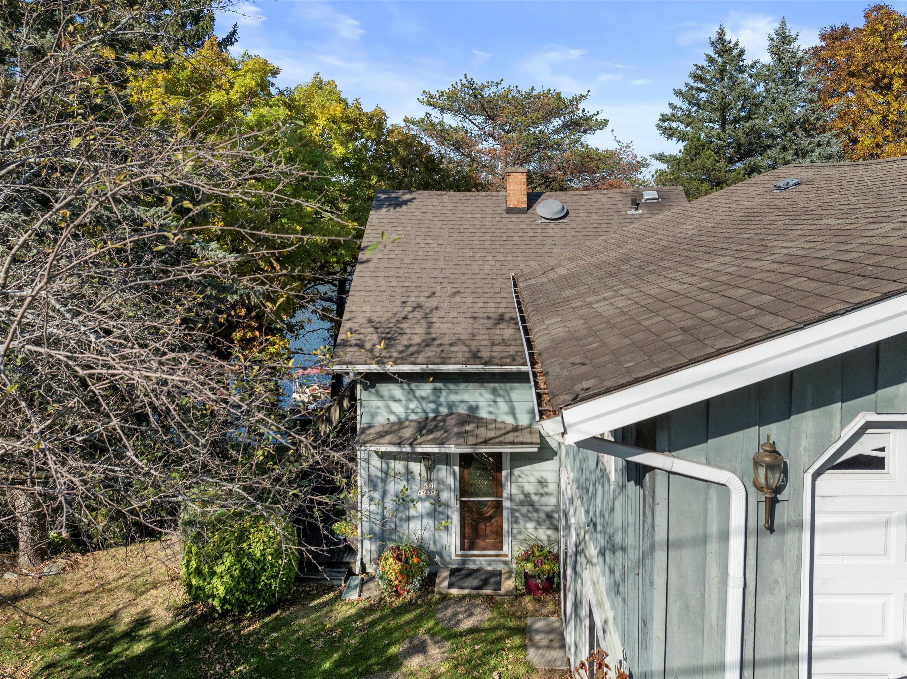 N53-w34956 Rd B Oconomowoc, WI 53069 - Photo 14 of 42 entrance