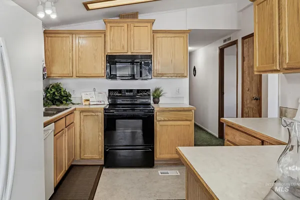 $159,500 | 1907 West Flamingo Avenue, Unit 53 53, Nampa, ID 83651