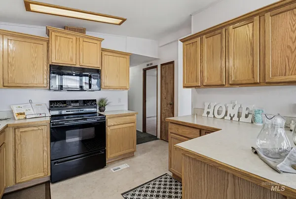 $159,500 | 1907 West Flamingo Avenue, Unit 53 53, Nampa, ID 83651