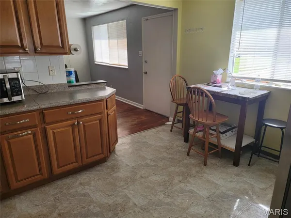 $169,900 | 8111 Southpark Court, St. Louis, MO 63125