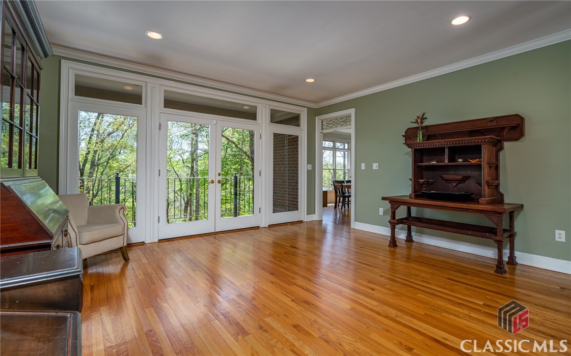 1071 River Run Bishop, GA 30621 - Photo 5 of 69 Parlor / Den