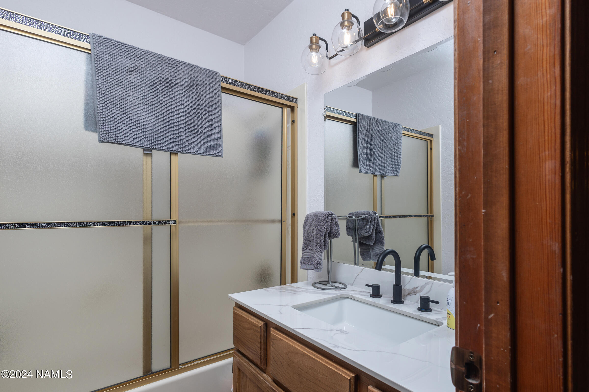 4512 Kathy Road Flagstaff, AZ 86005 - Photo 12 of 29 4512 S Kathy 032