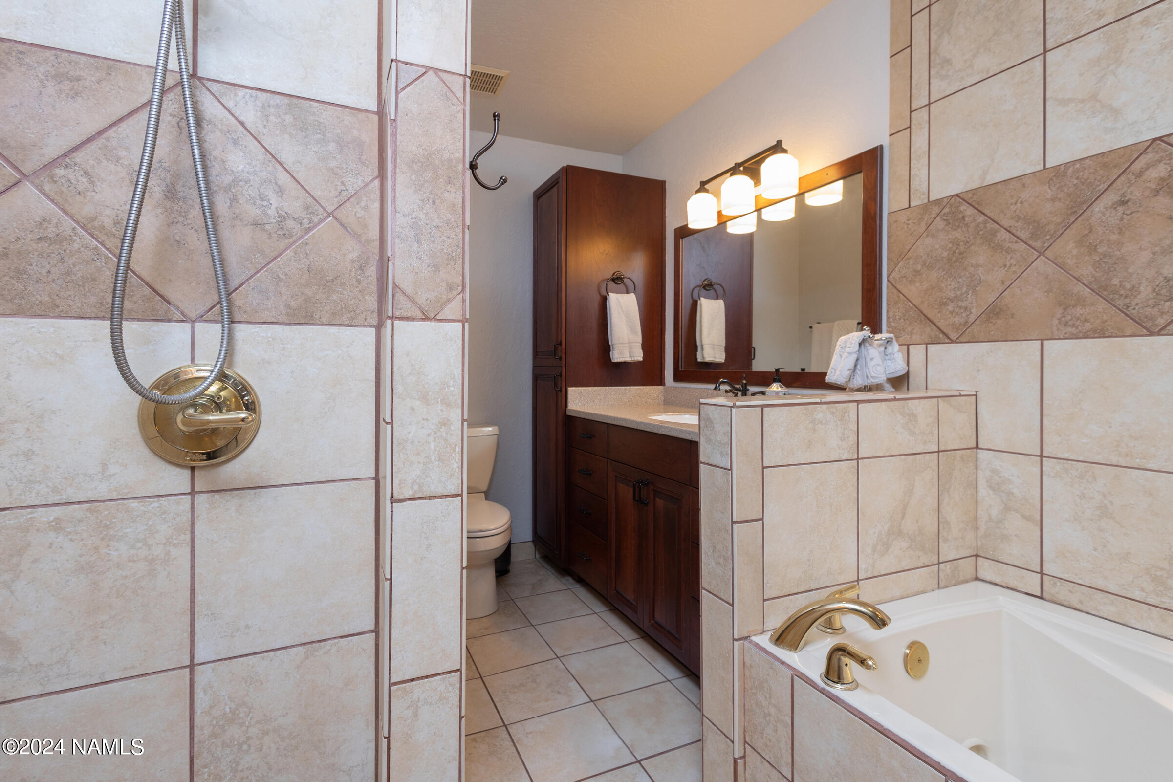 4512 Kathy Road Flagstaff, AZ 86005 - Photo 19 of 29 4512 S Kathy 044