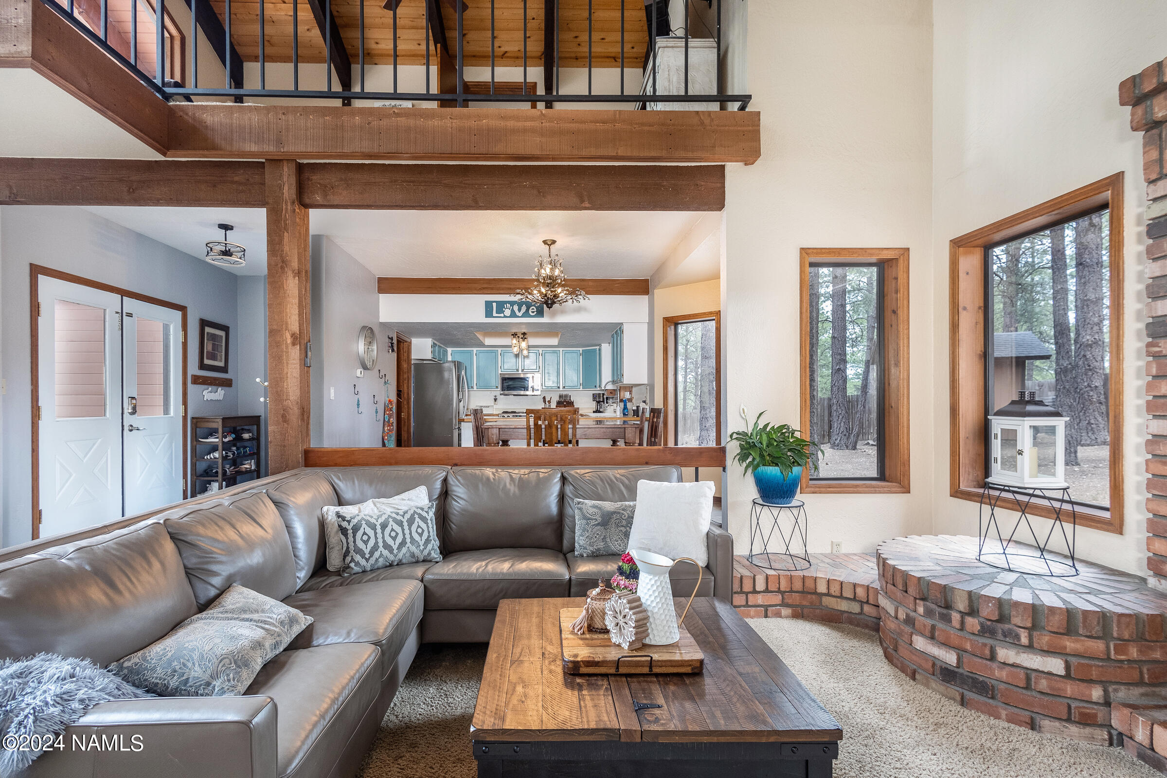 4512 Kathy Road Flagstaff, AZ 86005 - Photo 6 of 29 4512 S Kathy 029