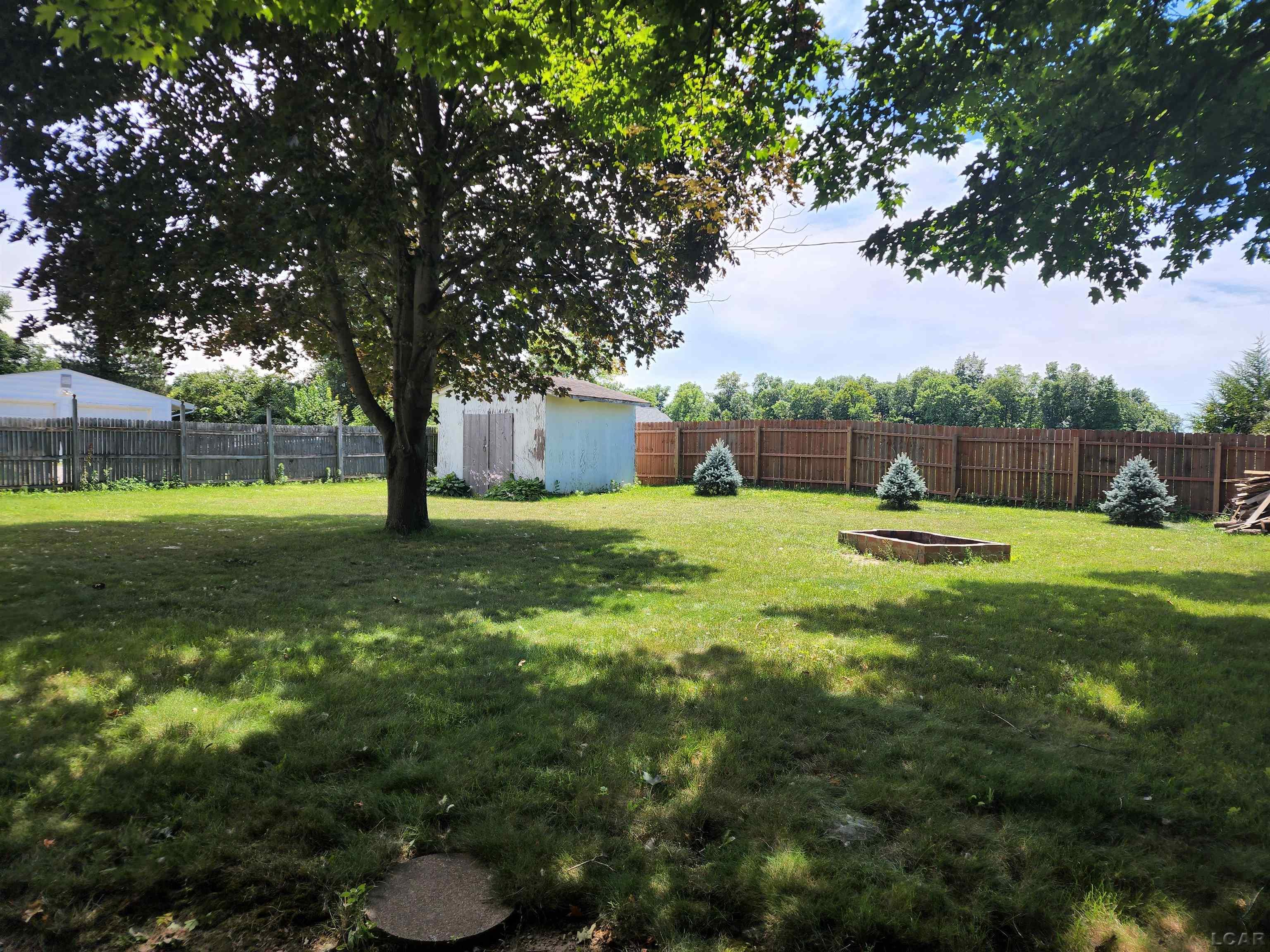3901 Spielman Road Adrian, MI 49221 - Photo 33 of 34 50083842-35.JPG
