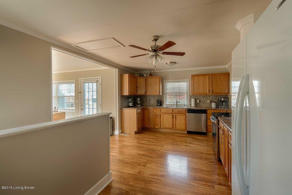3110 Osprey Road Louisville, KY 40213 - Photo 11 of 13 _JJM9360_HDR