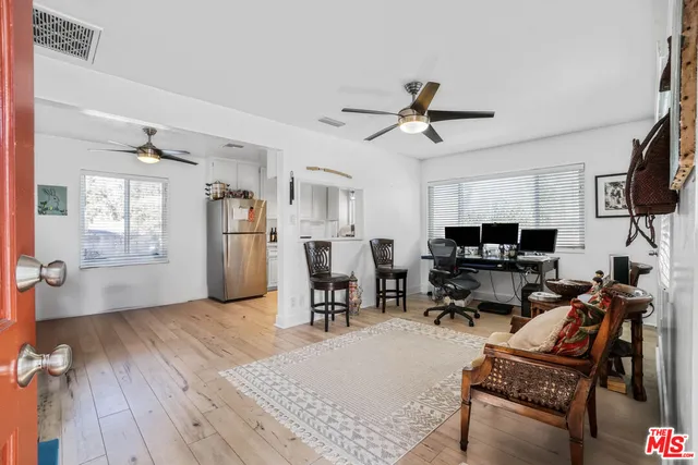 $2,650,000 | 11 20th Avenue, Venice, CA 90291