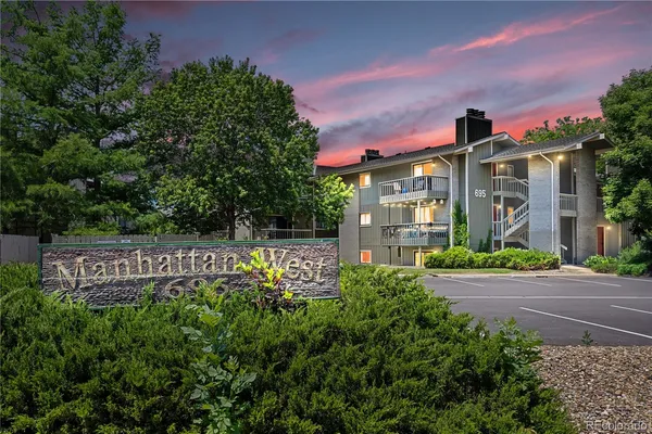 $358,000 | 695 Manhattan Drive, Unit 19, Boulder, CO 80303