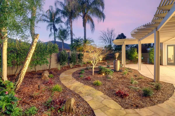 $1,099,000 | 2701 Robinson Creek Lane, Elk Grove, CA 95758