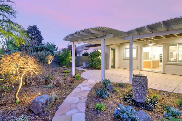 $1,099,000 | 2701 Robinson Creek Lane, Elk Grove, CA 95758