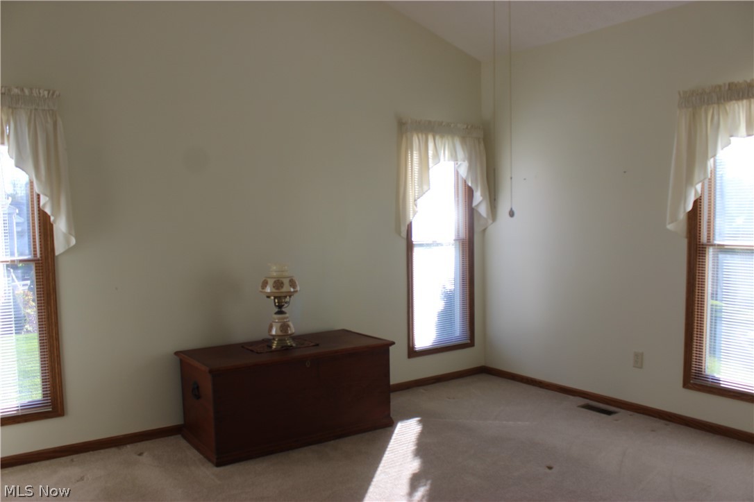 2099 Summerchase Road Northeast Canton, OH 44721 - Photo 15 of 35 Gallery Image 15