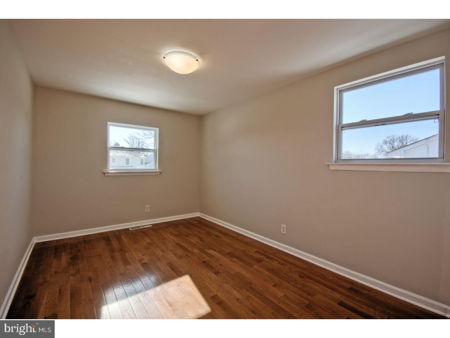 24 Regent Road Cherry Hill, NJ 08003 - Photo 17 of 25 Bedroom