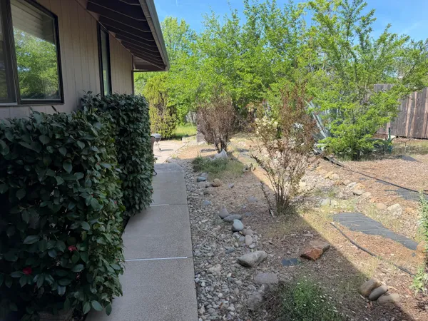 $399,000 | 3856 Westgate Avenue, Redding, CA 96001