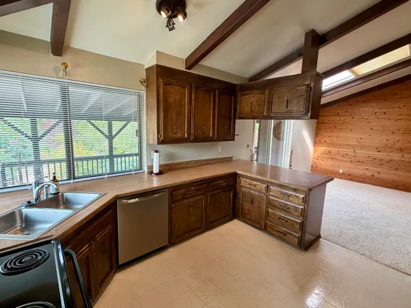 $399,000 | 3856 Westgate Avenue, Redding, CA 96001