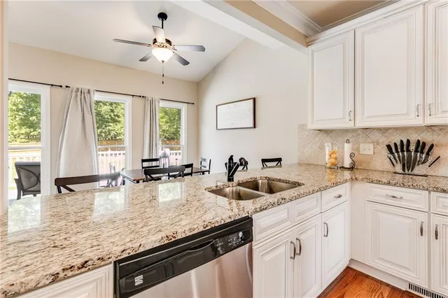 $484,999 | 27 Riverview Trail, Euharlee, GA 30145