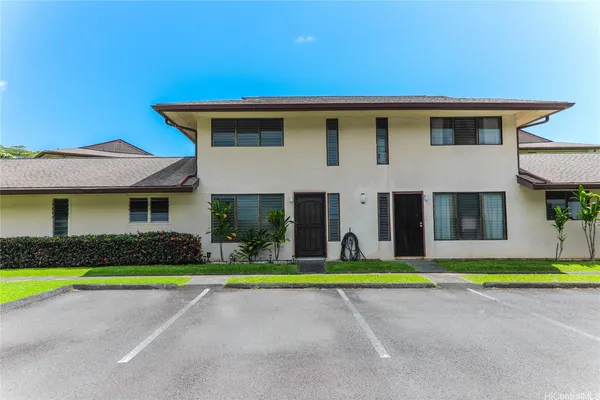 $3,000 | 47-404 Hui Iwa Street, Unit 215, Kaneohe, HI 96744