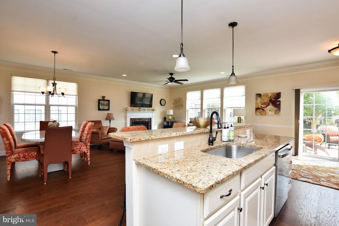 44 Montclaire Road Medford, NJ 08055 - Photo 8 of 29 Kitchen