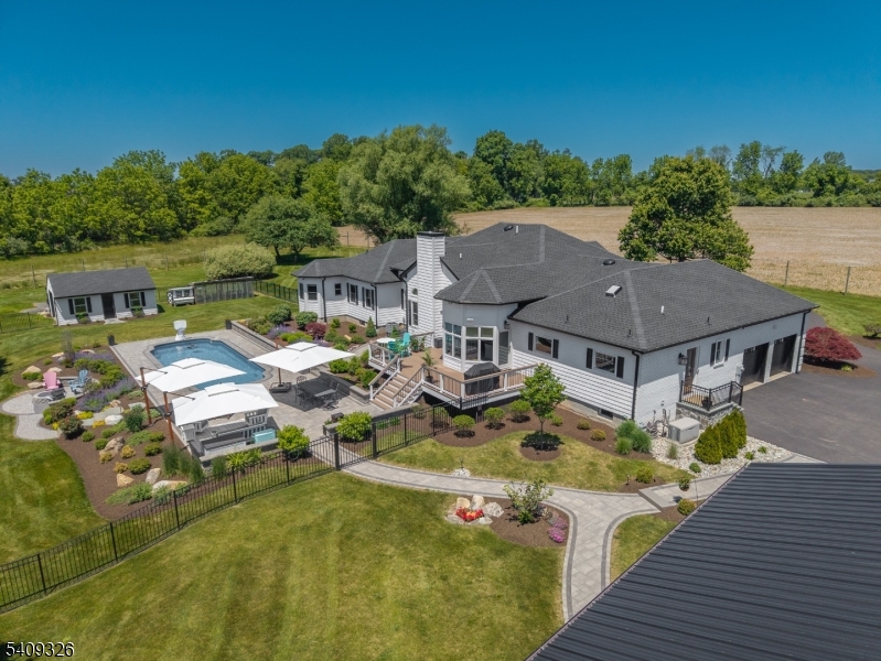 16 Wolverton Road Pittstown, NJ 08867 - Photo 5 of 50