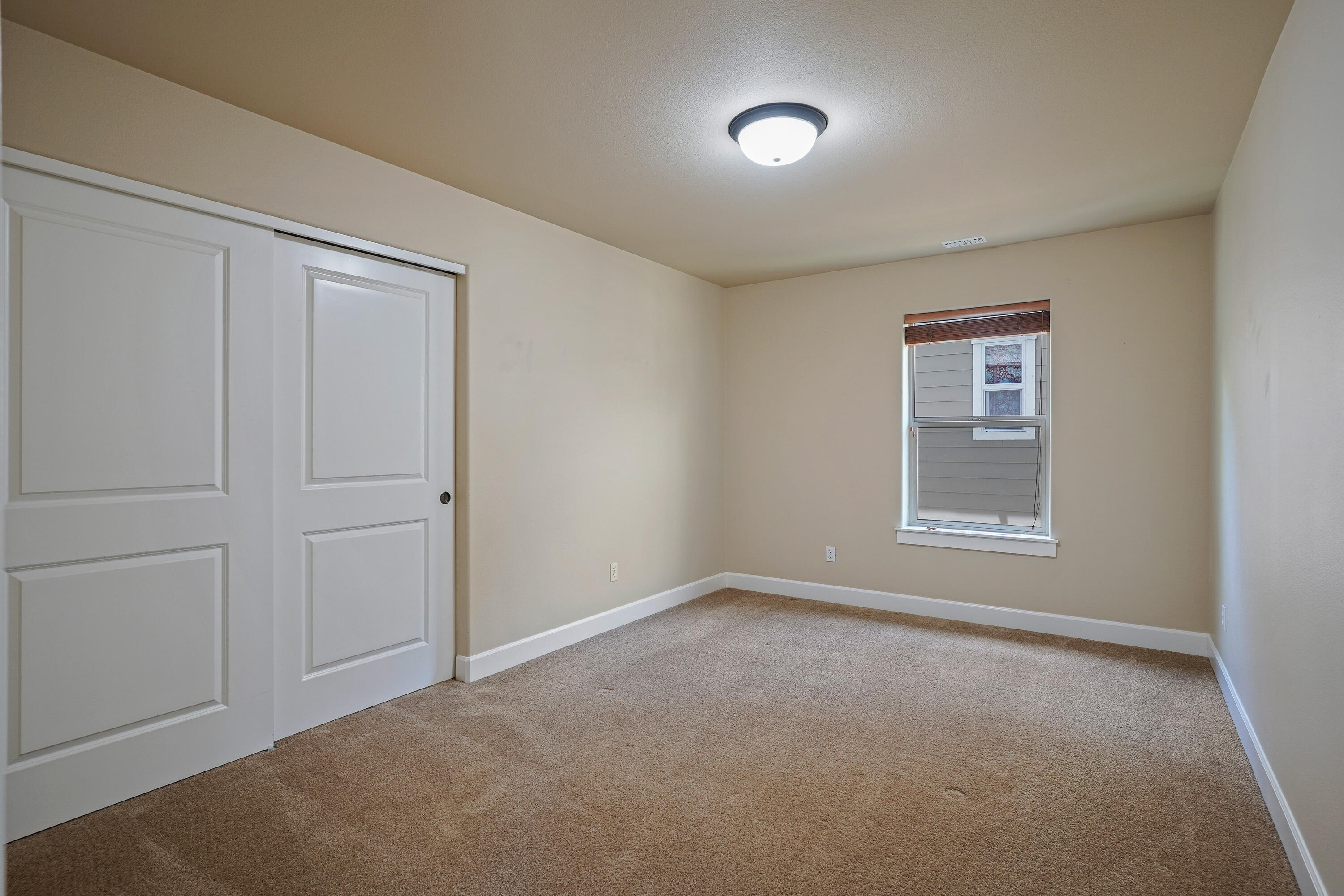 62777 Hawkview Road Bend, OR 97701 - Photo 25 of 41 DSC00333
