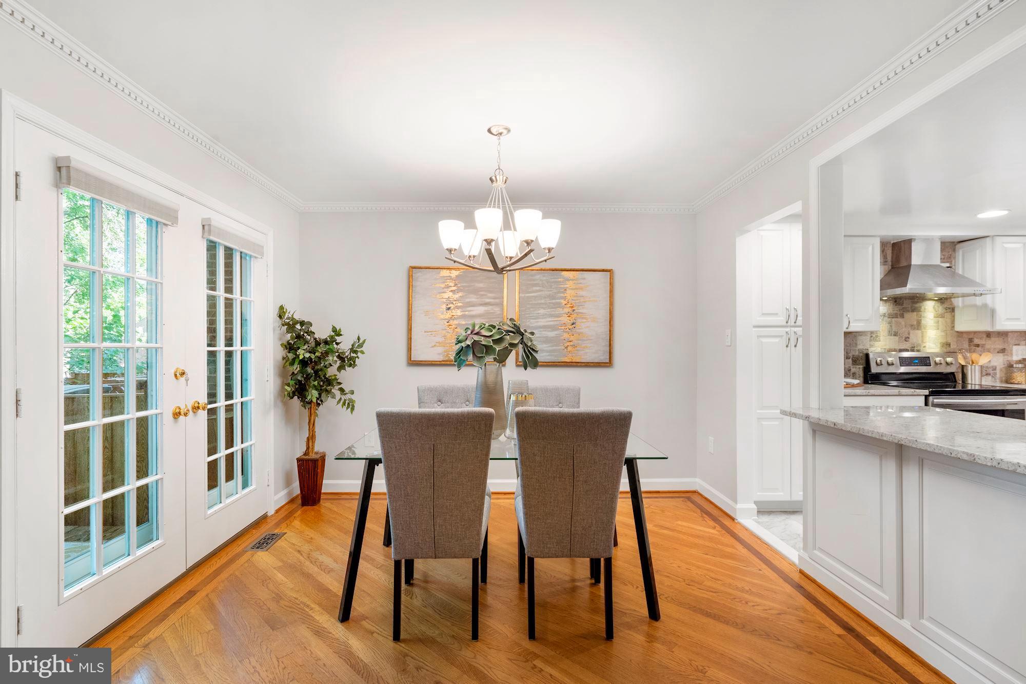 5401 Cabot Ridge Court Fairfax, VA 22032 - Photo 13 of 42 Dining Room