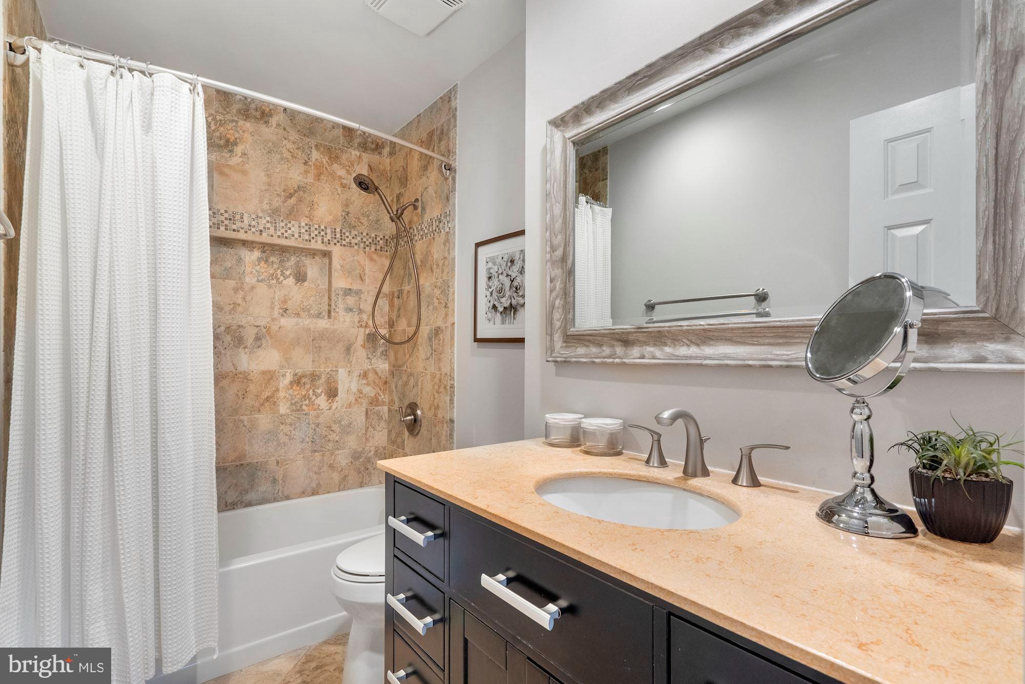 5401 Cabot Ridge Court Fairfax, VA 22032 - Photo 27 of 42 Hall Bathroom (Serves 2nd & 3rd Bedrooms)
